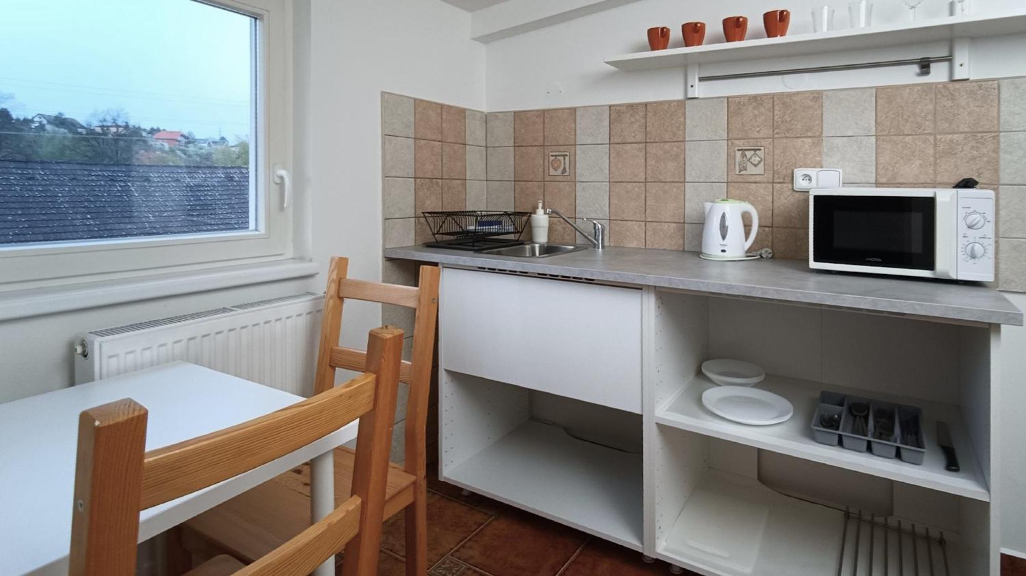 Guest House Prague Airport Экстерьер фото