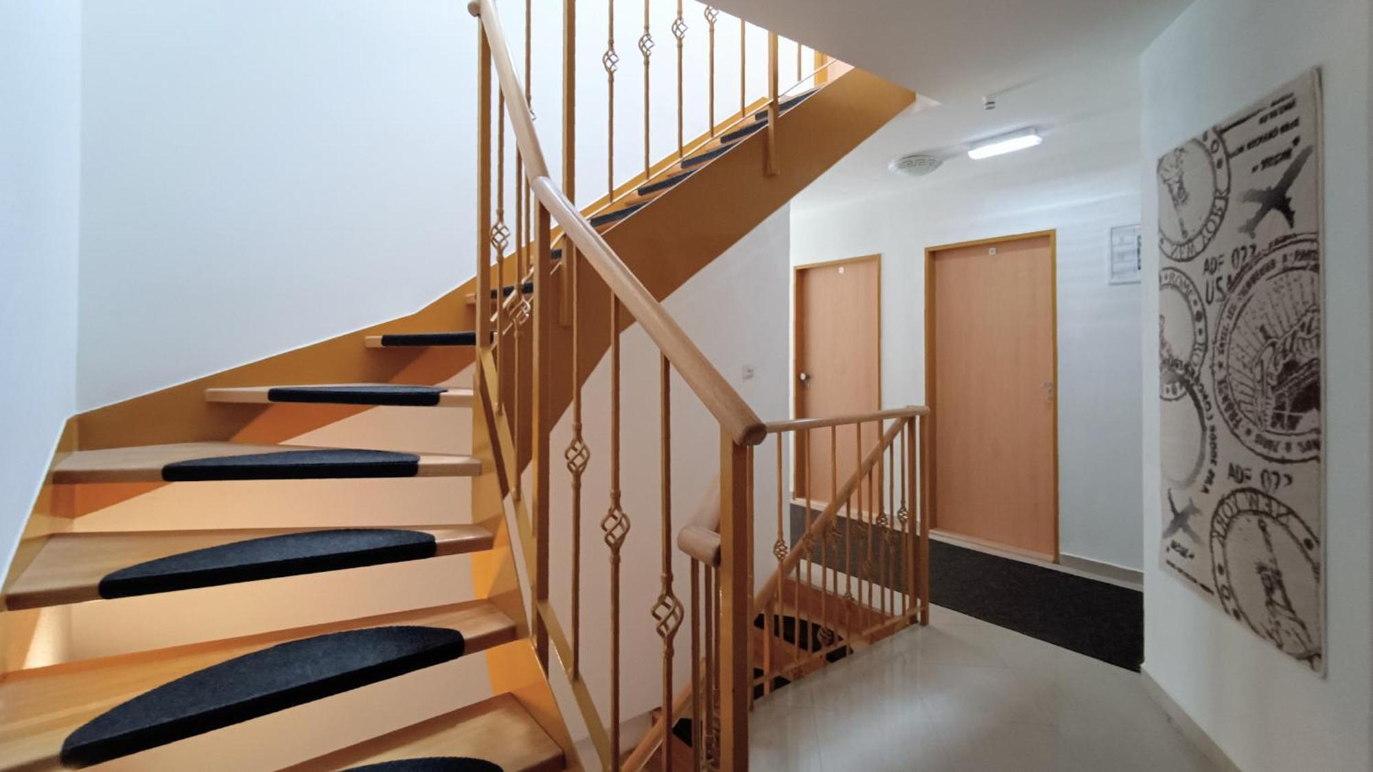 Guest House Prague Airport Экстерьер фото