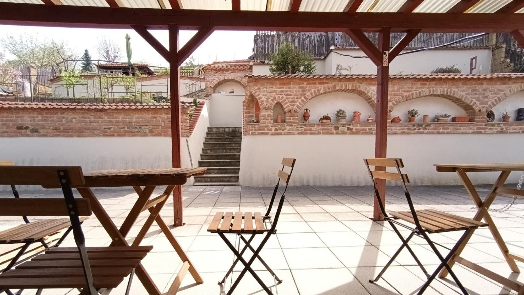 Guest House Prague Airport Экстерьер фото